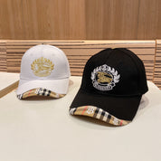 Modische Baseballkappe mit BUR-Buchstaben