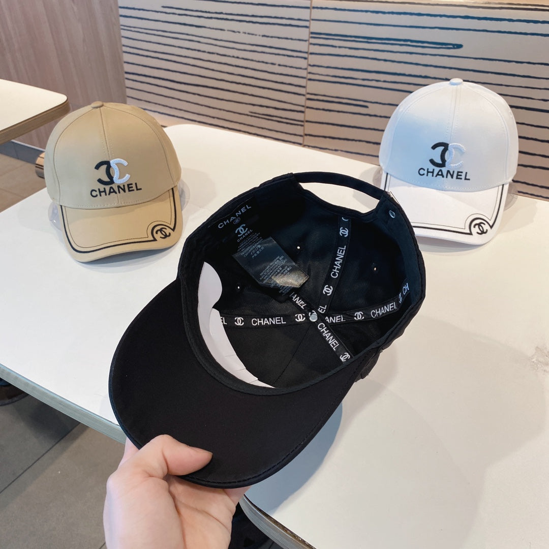 Modische Baseballkappe mit CC-Buchstaben