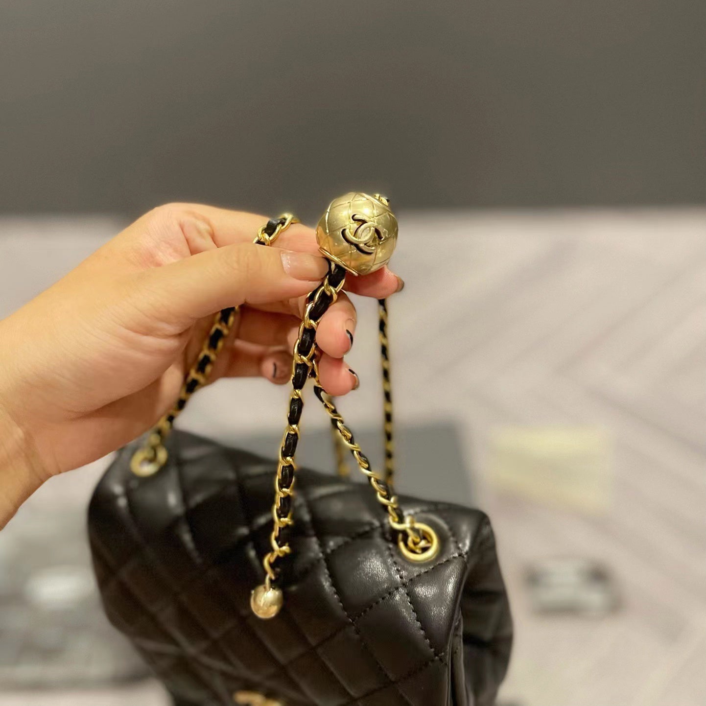 Kleine goldene Kugel Rhombus Leder Seil Kette Tasche Umhängetasche