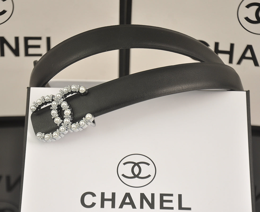 6-farbiger Luxus-Gürtel mit Doppel-C-Perlen und Strass