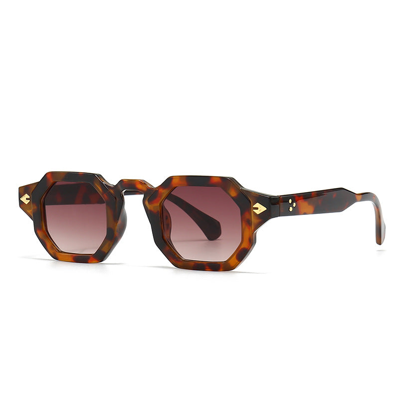Trendy Street Photo Retro Sonnenbrille mit modernem Charme
